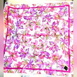 ❣️Yves Saint Laurent Hankerchief❣️